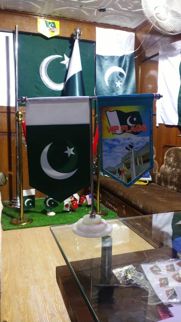 Table Flag Double 'T' Stand