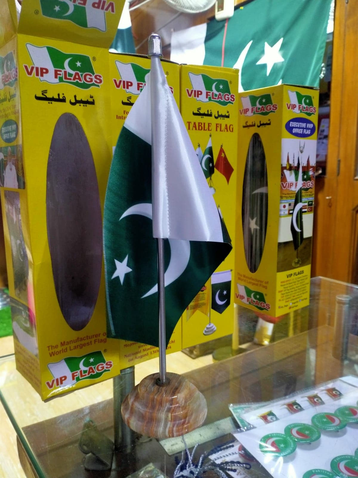 Table Flag Pakistan — Small Marble base